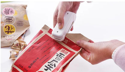 Mini Heat Bag Sealer Machine — Portable Handheld Food Bag Resealer for Chips, Snacks, Frozen Food, Plastic Bag Heat Seal Tool