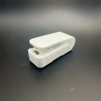 Mini Heat Bag Sealer Machine — Portable Handheld Food Bag Resealer for Chips, Snacks, Frozen Food, Plastic Bag Heat Seal Tool